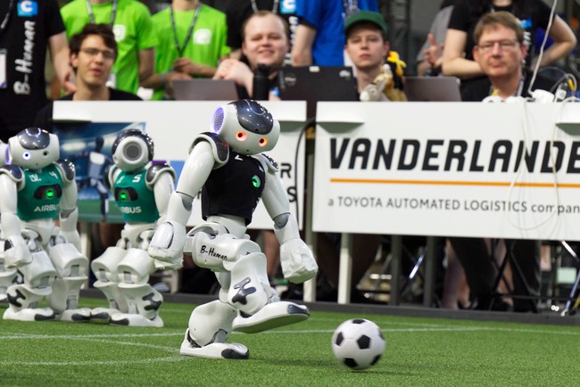 Strong Forward Kick